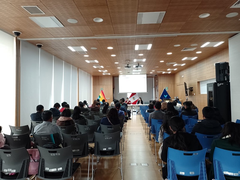 Charla startup peru 9g cusco naisser arias